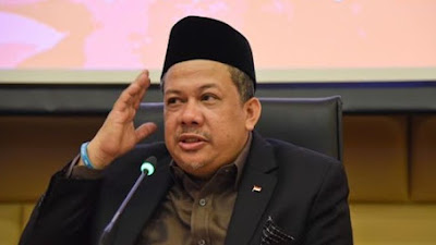 Fahri Hamzah: Menolak Perjalanan Pribadi Seorang Ustaz Bukan Tindakan Keimigrasian yang Beradab