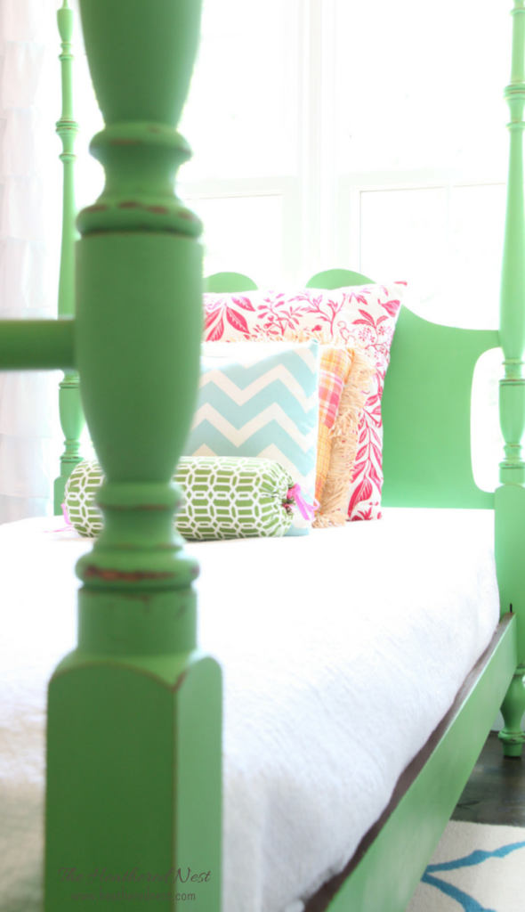 DIY green painted bed idea