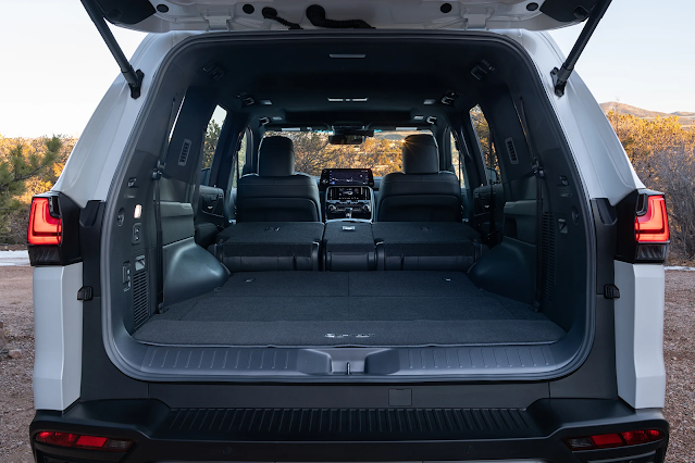 2022 Lexus LX570 - Interior and Exterior Details Lexus 2022 LX570 (King SUV)