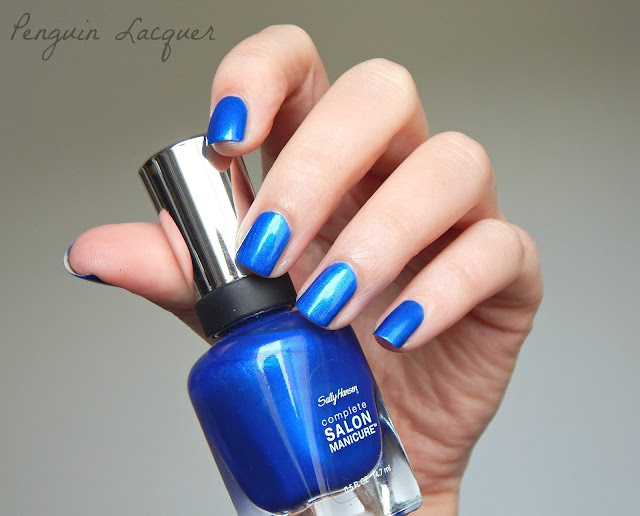 sally hansen batbano blue