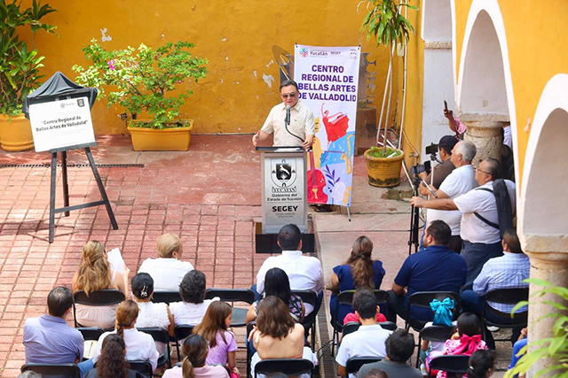 Vidal Aguilar subrayó que estas clases complementarán la oferta educativa que imparte la Casa de la Cultura,