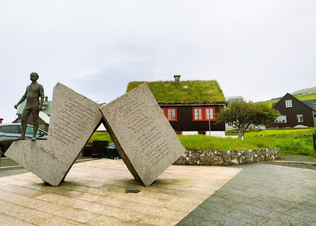 statua Ryggi Miðvágur faroe