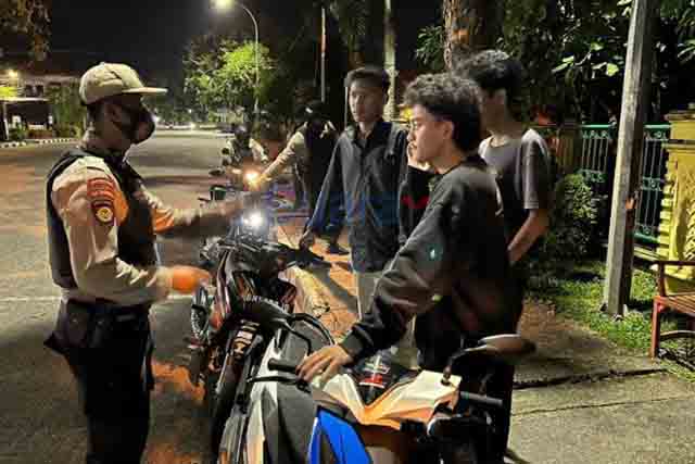 Cegah Gangguan Kamtibmas, Team Tembak Polres Kampar Rutin Patroli Malam