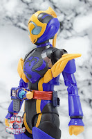 S.H. Figuarts Kamen Rider Jeanne 09