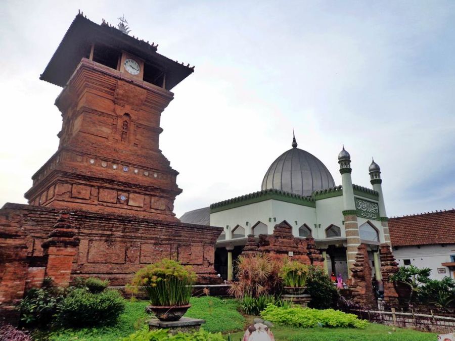 35 Gambar Menara Masjid Mushola  Terbaru Model Desain 