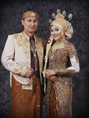 gaun pengantin muslimah jawa