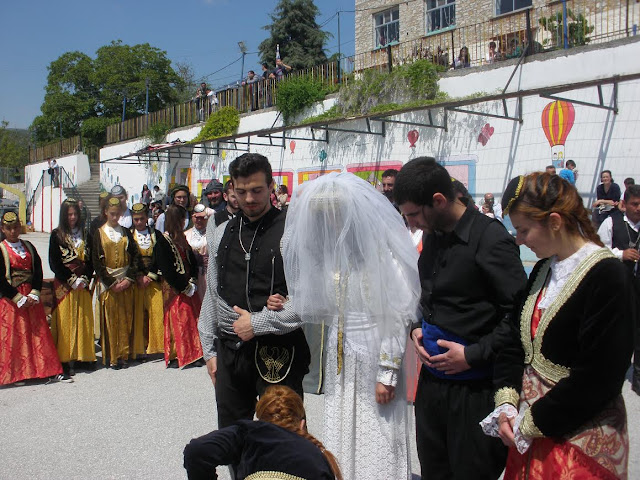 Οι Πόντιοι του Ζυγού αναβίωσαν το έθιμο του Ποντιακού γάμου