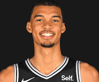 NBA의 새로운 스타 빅터 웸반야마
