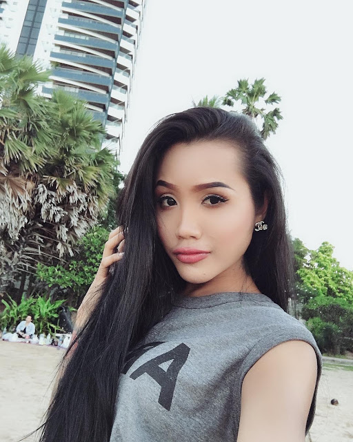 Janny Thitipan – Most Pretty Ladyboy Thailand Instagram