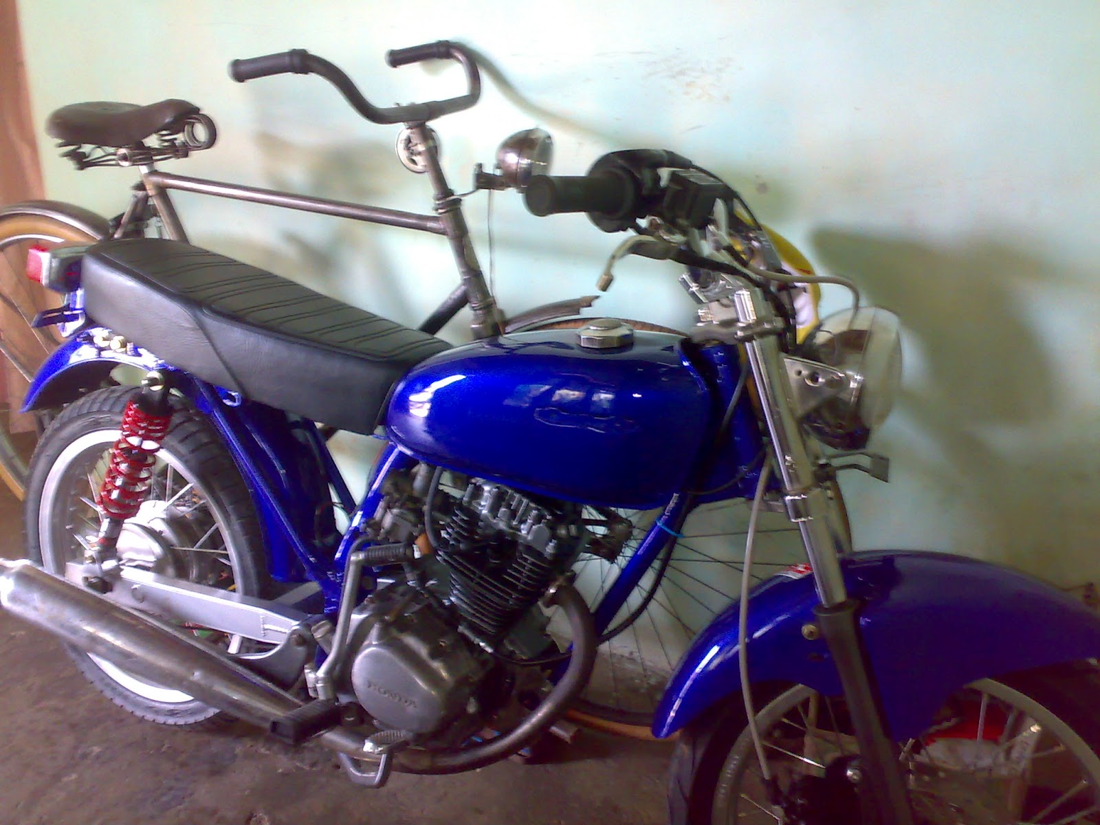 Ide 98 Foto Modif Motor Honda Cb 100 Terkeren Griya Modifikasi