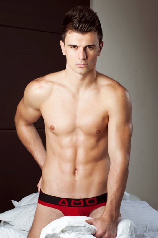 sexy guy for red amu briefs
