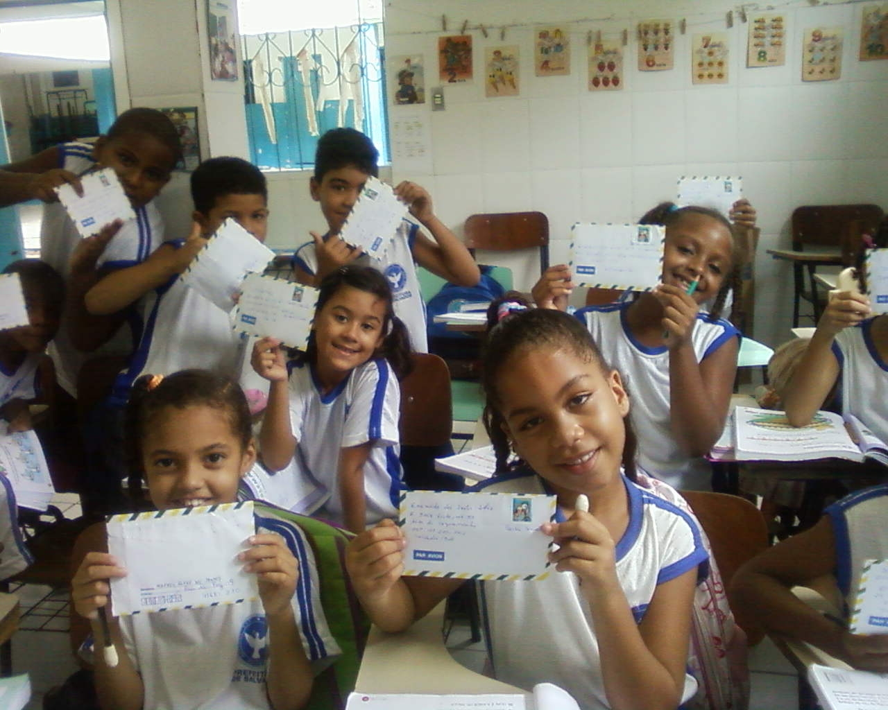 Escola Municipal Vinicius de Moraes: Surpresa para mamãe
