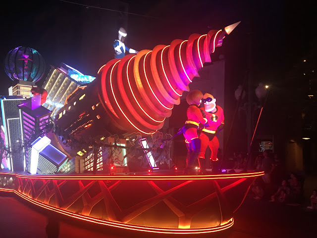 Incredibles Paint The Night Parade Float Night Disney California Adventure Disneyland