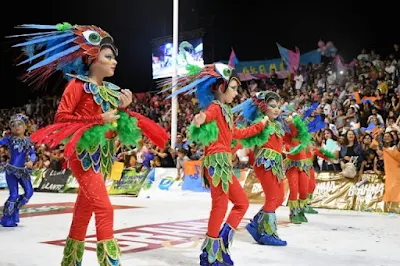 carnaval de los pequeños duendes