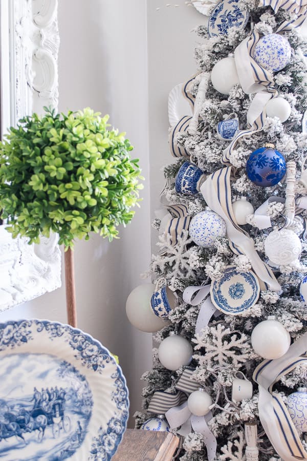 blue and white Christmas tree, vintage dishes, ironstone, transferware, chippy spindles