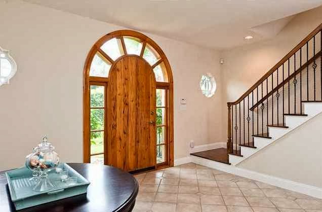 front door walkway pictures Historic Front Doors for Homes | 636 x 418