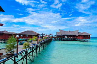 Paket Tour Pulau Derawan - Tour Indonesia