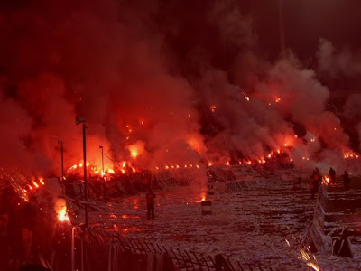 Crazy Soccer Fans - Holigan Fan Celebrating