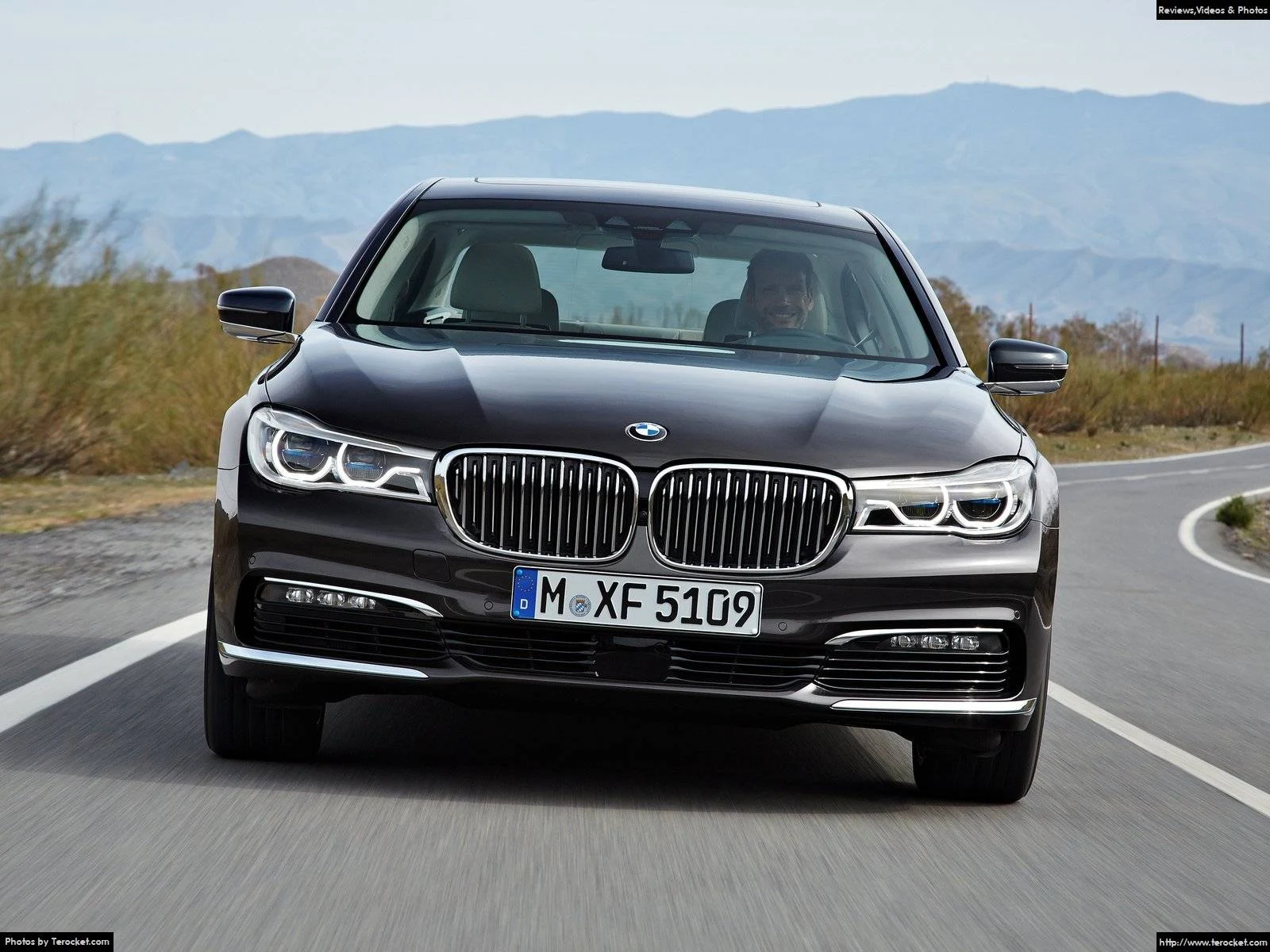 Hình ảnh xe ô tô BMW 7-Series 2016 & nội ngoại thất