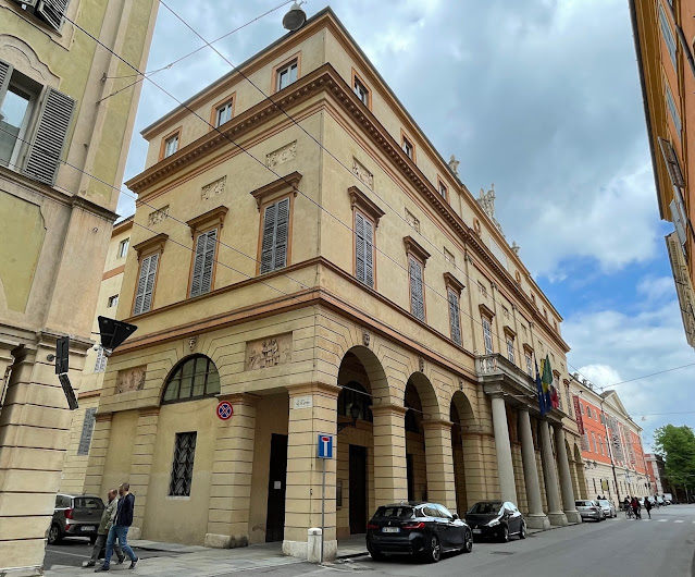 teatro_pavarotti_modena