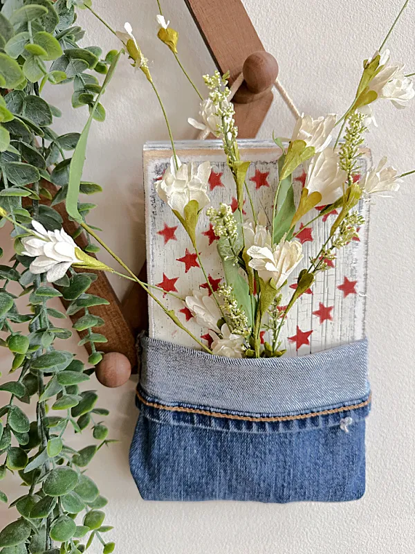 blue jean flower pocket with stars and flowers