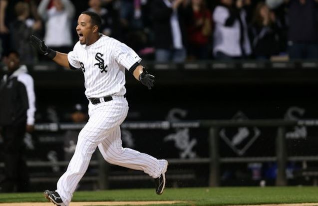 El slugger cienfueguero dió su primer jonrón de este Spring Training ante los Rangers de Texas