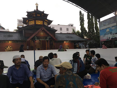 Berbuka Puasa di Masjid Cheng Hoo Surabaya