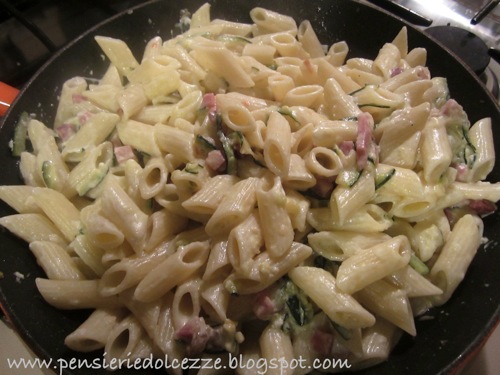 Pasta Zucchini Philadelphia e Speck 3