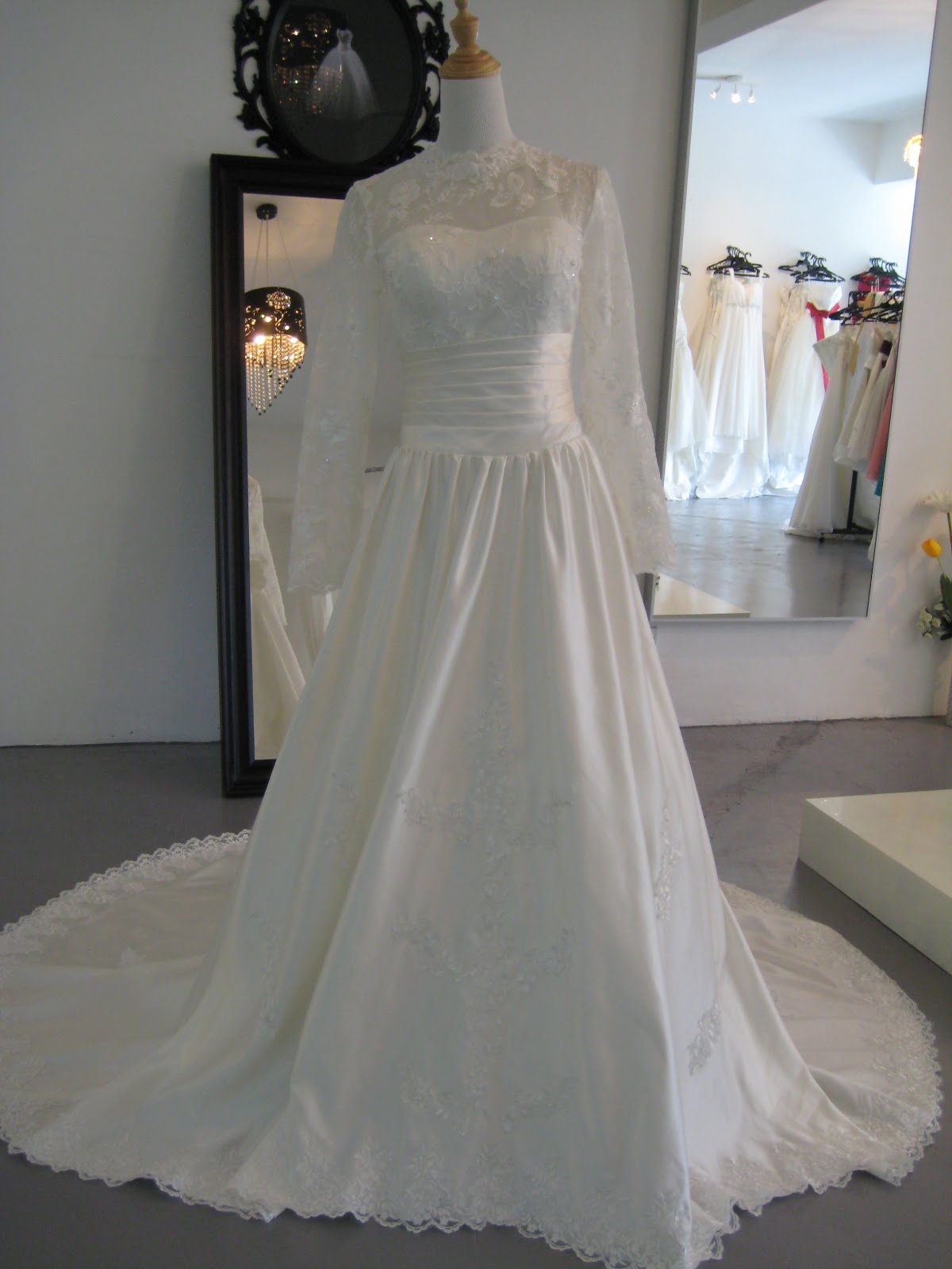 lace wedding dress with sleeves IVOIRE Range - Lace Sleeve Round Neck Ball Gown