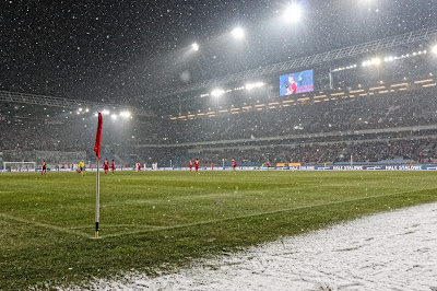 mecz, stadion, murawa, śnieg, mikołajki