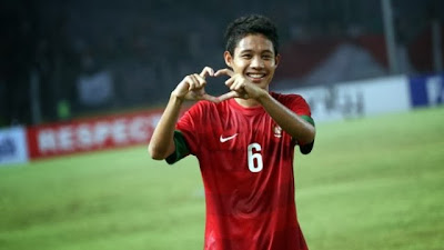 Biodata Pemain Sepak Bola U-19 "Evan Dimas Darmono"