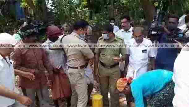 Kannur, News, Kerala, Protesters, Protest, Police, CPM activists protect K Rail survey stumps: Attack on protesters.