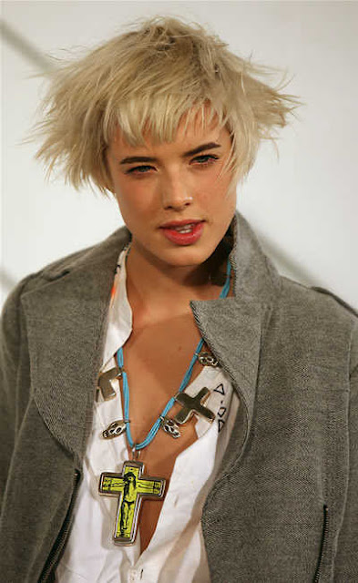 agyness deyn hairstyles. Agyness Deyn Messy short