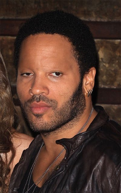 celebs without eyebrows