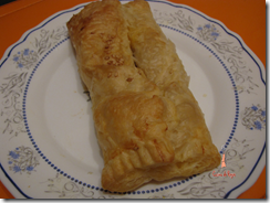 RELLENO DE HOJALDRE CON QUESO, SALCHICHAS2