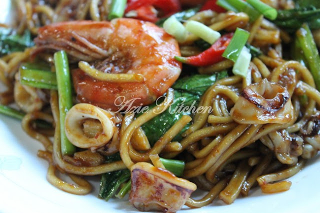 Mee Goreng Sedap Pujaan Hati - Azie Kitchen