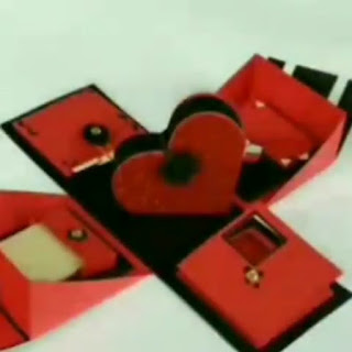 Love Explosion Box Wishing Gift Box image