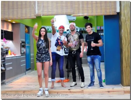 LosCuatroFinalistas_SUP3898.jpg