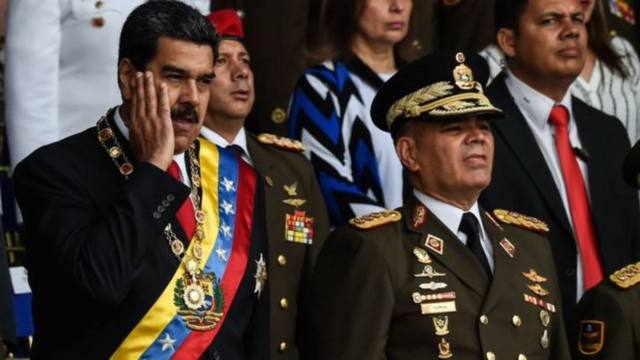Maduro es vulnerable y la prueba de eso son sus soldados cobardes huyendo armados