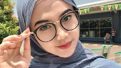 Woman Fencer Hijab