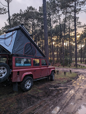 Defender Camper at Biscarosse Plage Aire du Camping Car