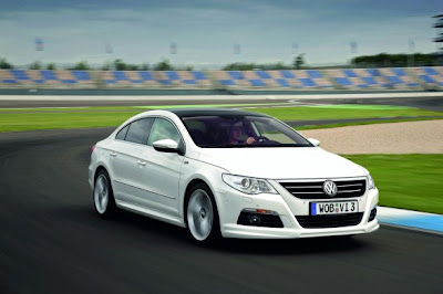 2010 Volkswagen Passat CC Front View