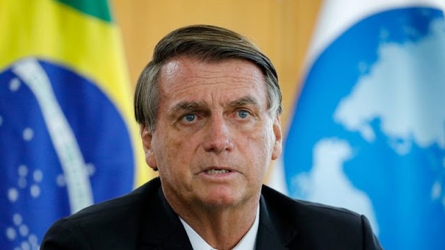 Bolsonaro enviou 75% de seu dinheiro declarado ao TSE para os EUA