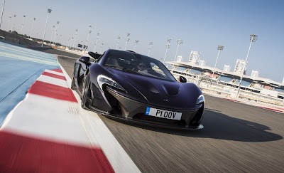 Ανάκληση για την McLaren P1 λόγω κινδύνου ανοίγματος του καπό εν κινήσει!