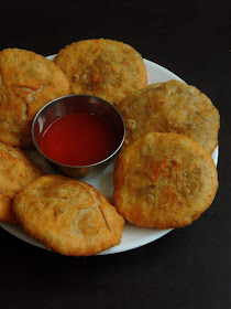 Onion poha Kachori, Pyaaz kachori