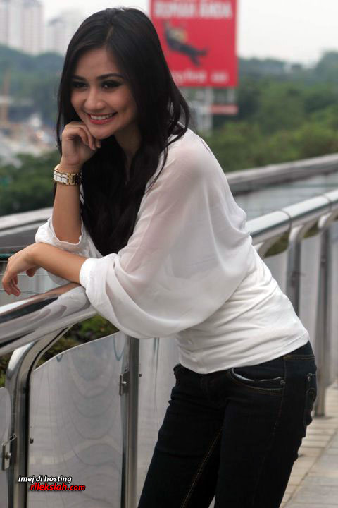 Gambar Cute Wawa Zainal