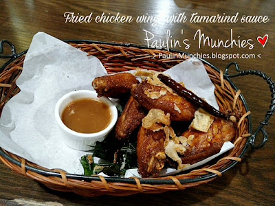 Paulin's Muchies - Bangkok: ThaiThyme Restaurant at Terminal 21 - Fried chicken wings with tamarind sauce