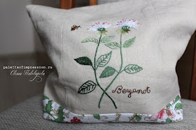 Проектная сумка для вязания Sadako Totsuka Бергамот гладью Цветы гладью прикладная вышивка Herb Embroidery on Linen by Sadako Totsuka 