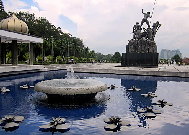 national monument sculpture from the back