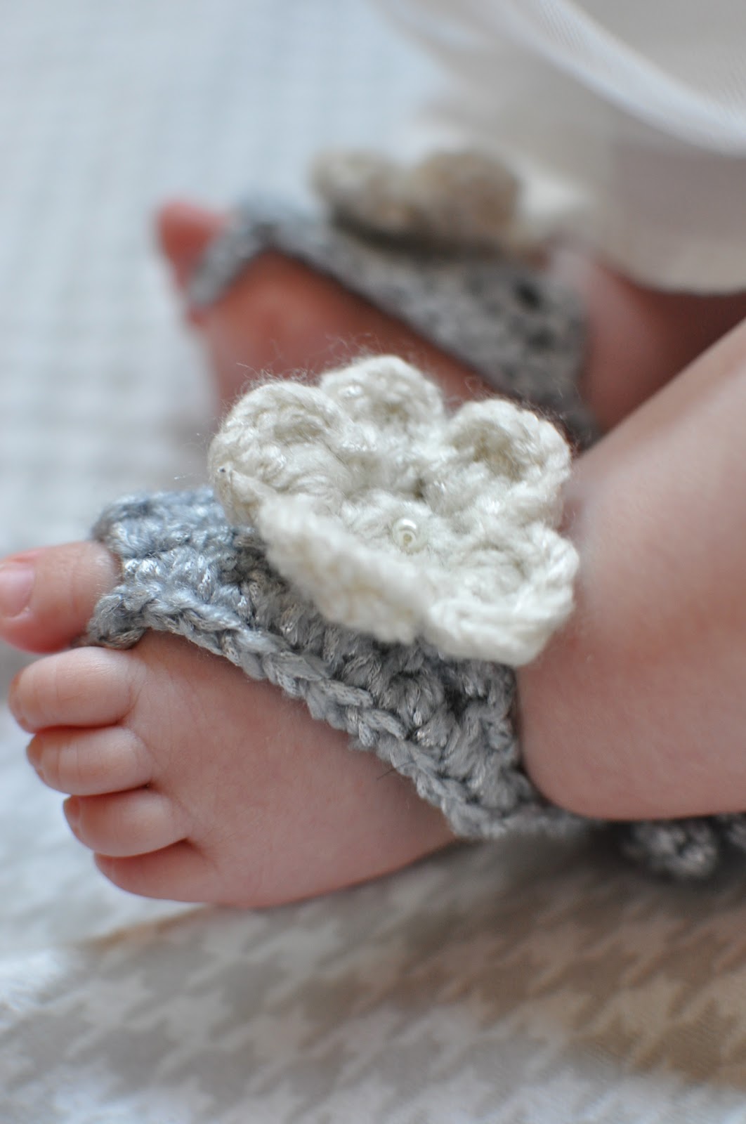 The Misadventures of Handmade: Barefoot Baby Sandals